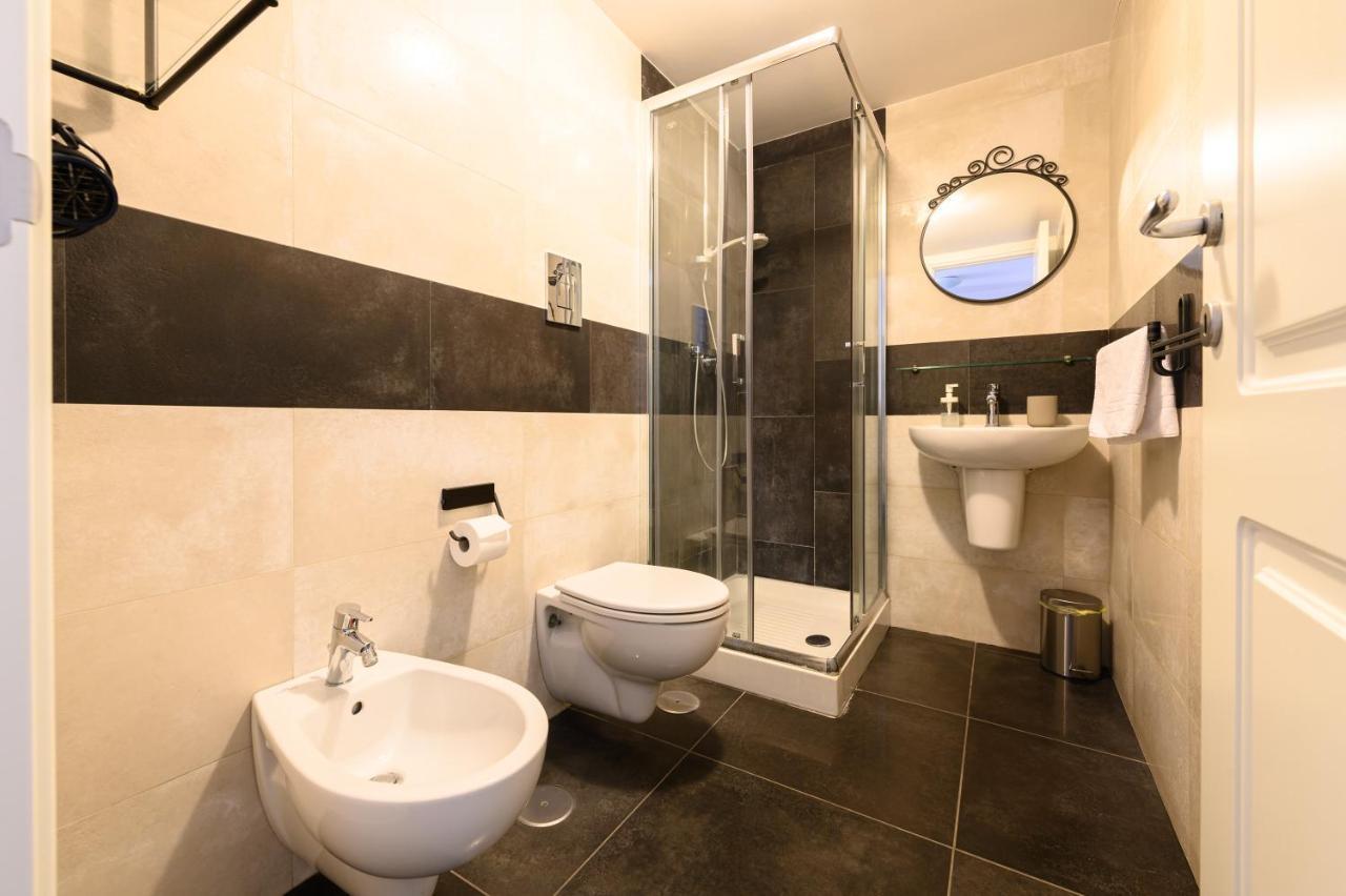 Corso Umberto 153 Apartment Naples Luaran gambar